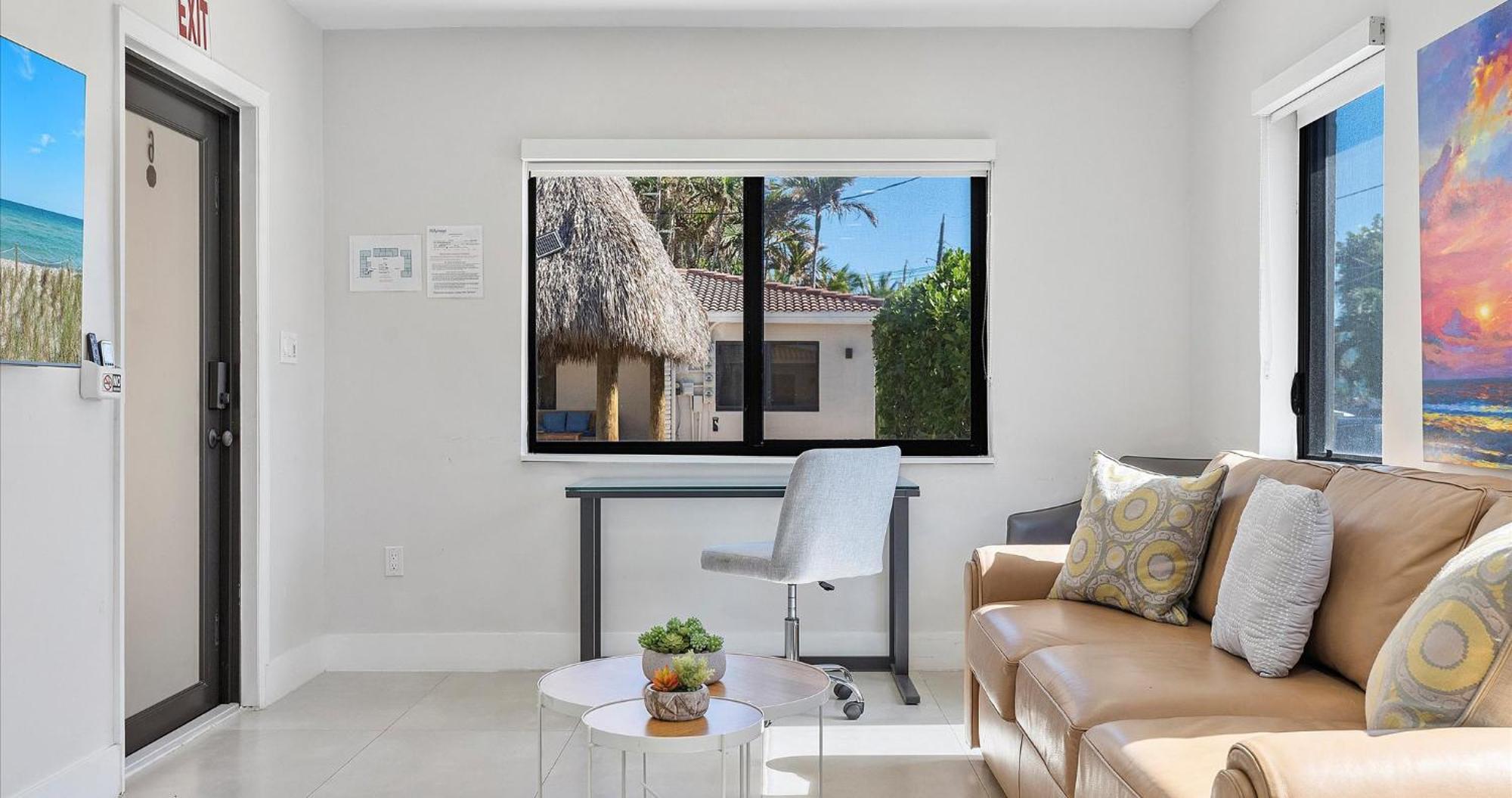 Walnut By The Sea Apartment Hollywood Room photo