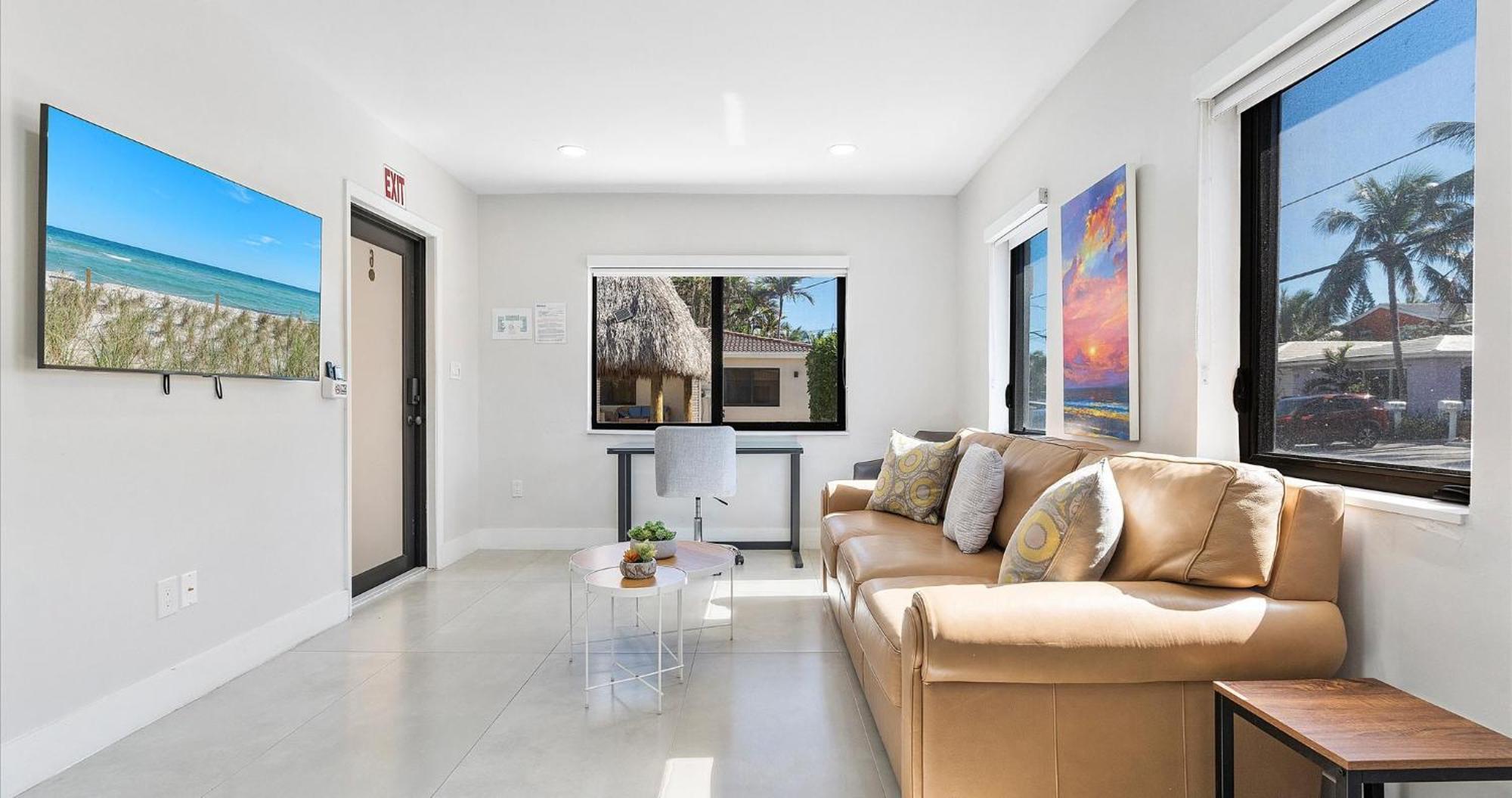 Walnut By The Sea Apartment Hollywood Room photo