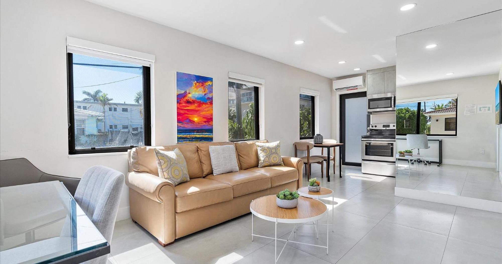 Walnut By The Sea Apartment Hollywood Room photo